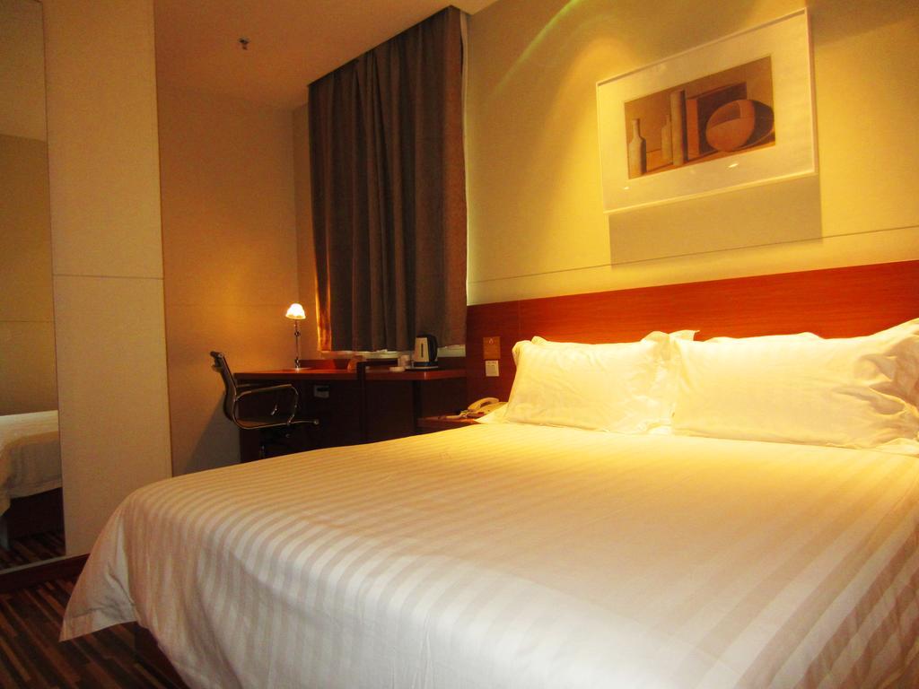 Goldmet Inn Changzhi Bayi Square Exterior photo